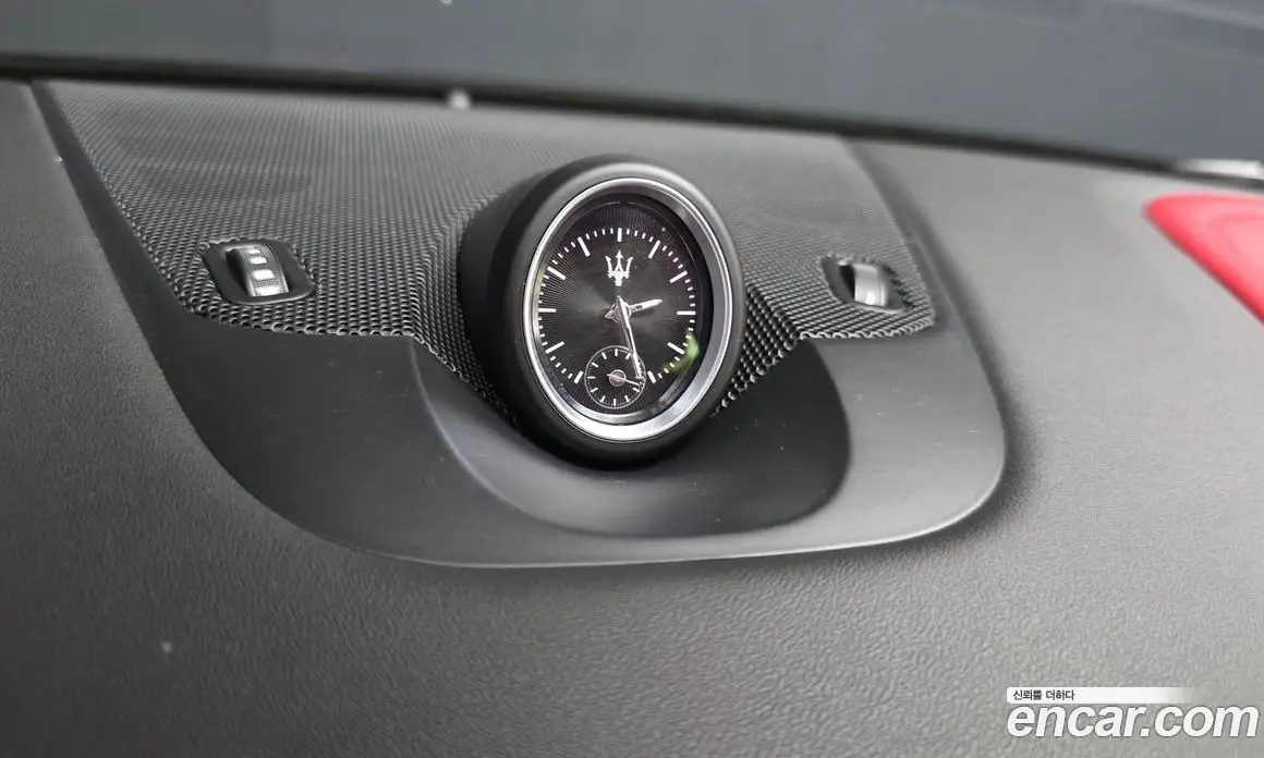 Maserati Levante 2022 2.0 автомат (гидро), фото 30