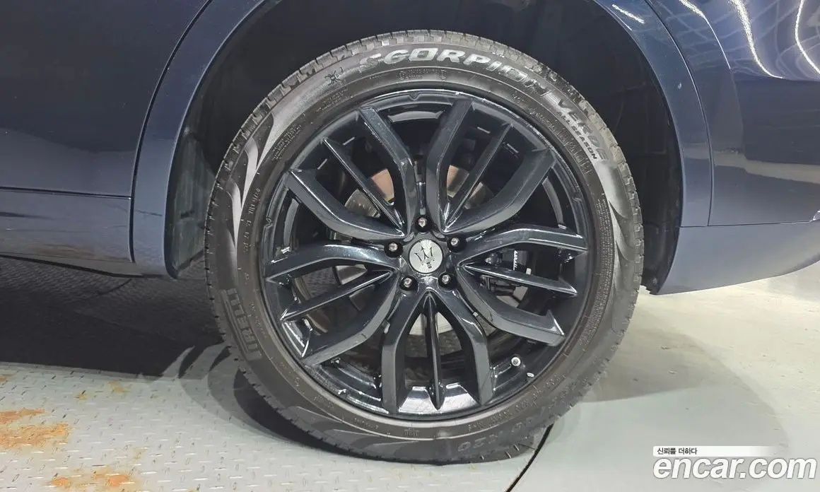 Maserati Levante 2022 2.0 автомат (гидро), фото 7