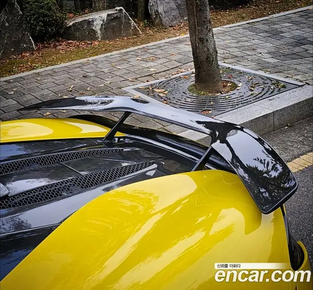 McLaren 570S 2017 3.8 автомат (гидро), миниатюра 11