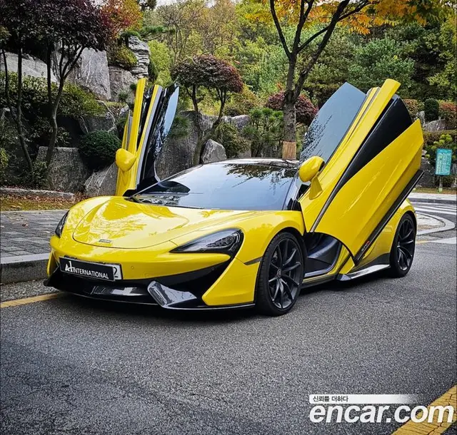 McLaren 570S 2017 3.8 автомат (гидро), миниатюра 3
