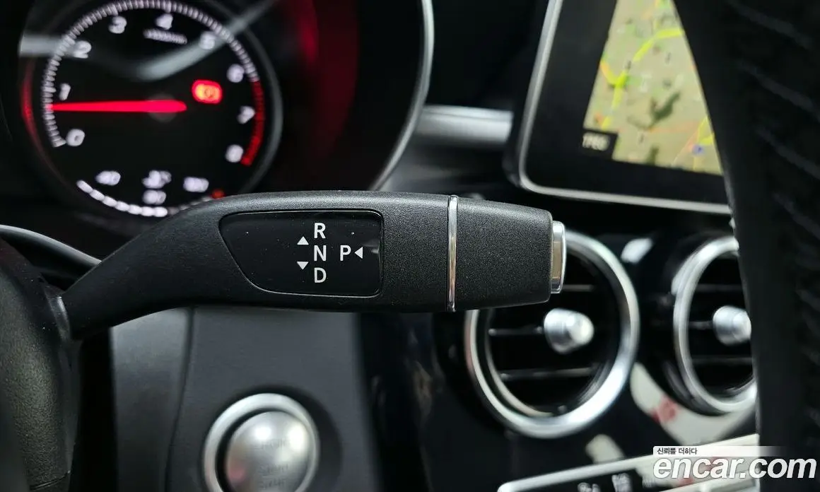 Mercedes-Benz C-Class 2017 2.0 автомат (гидро), фото 9