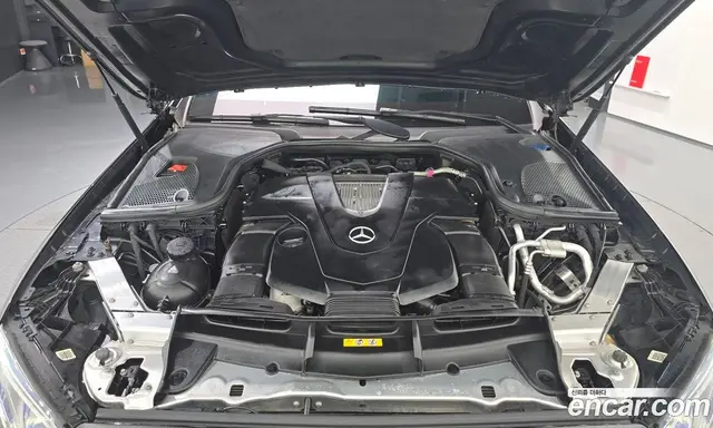 Mercedes-Benz E-Class 2017 3.0 автомат (гидро), миниатюра 5