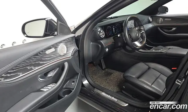 Mercedes-Benz E-Class 2020 2.0 автомат (гидро), миниатюра 11