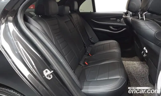 Mercedes-Benz E-Class 2020 2.0 автомат (гидро), миниатюра 12