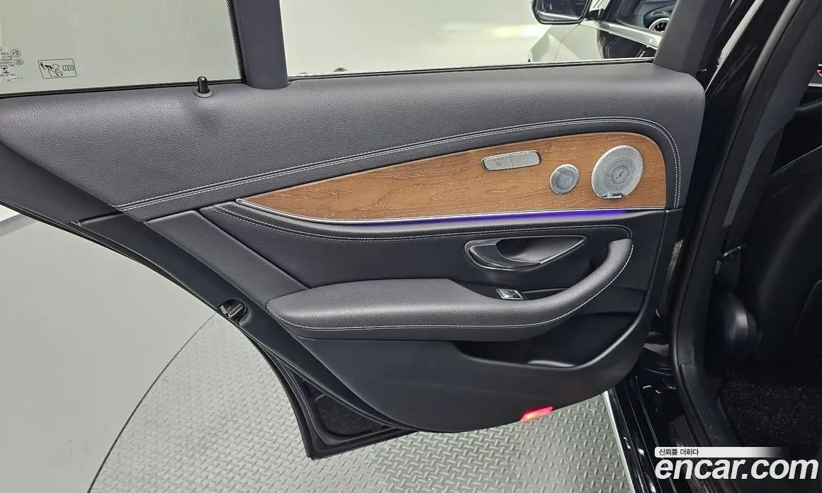 Mercedes-Benz E-Class 2020 2.0 автомат (гидро), фото 15