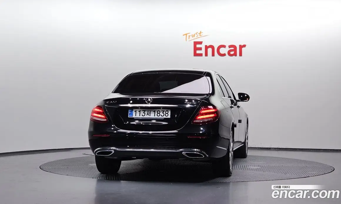 Mercedes-Benz E-Class 2020 2.0 автомат (гидро), фото 4