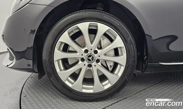 Mercedes-Benz E-Class 2020 2.0 автомат (гидро), миниатюра 5