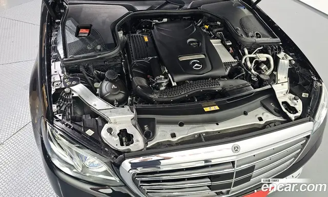 Mercedes-Benz E-Class 2020 2.0 автомат (гидро), миниатюра 6