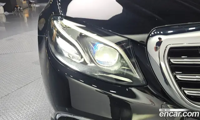 Mercedes-Benz E-Class 2020 2.0 автомат (гидро), миниатюра 8