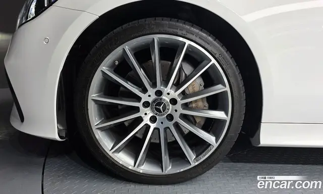 Mercedes-Benz E-Class 2021 3.0 автомат (гидро), миниатюра 5