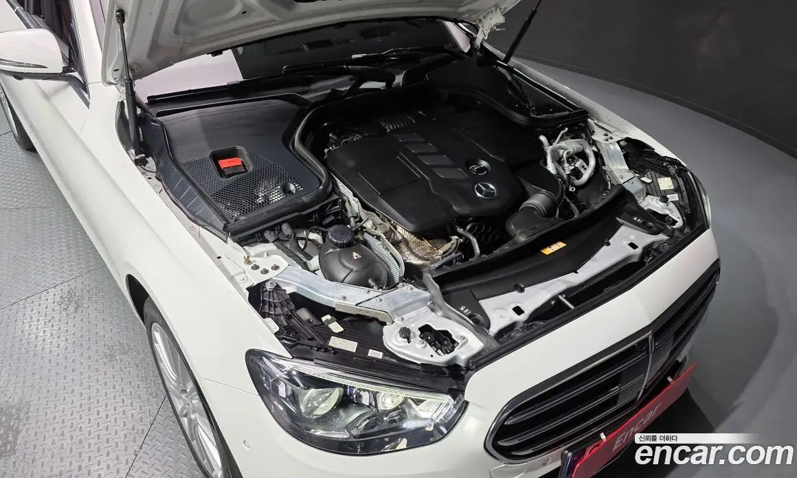 Mercedes-Benz E-Class 2022 1.9 автомат (гидро), фото 6