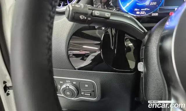 Mercedes-Benz EQA 2025 0.1 автомат (гидро), миниатюра 12