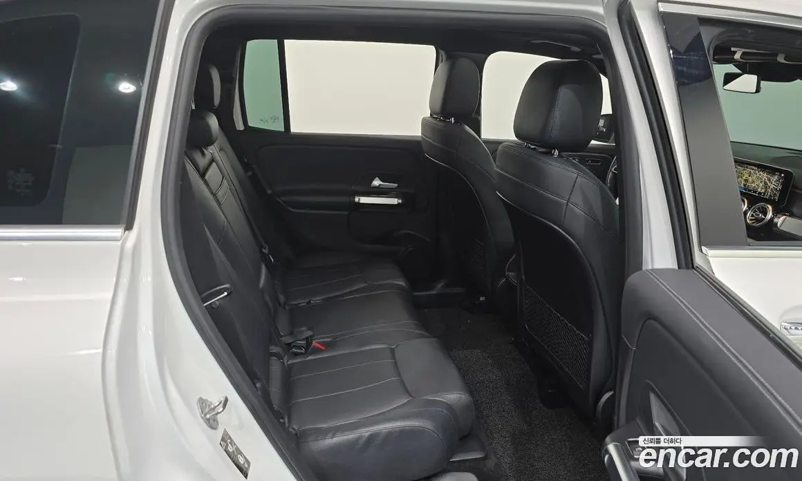 Mercedes-Benz GLB-Class 2020 2.0 автомат (гидро), фото 16