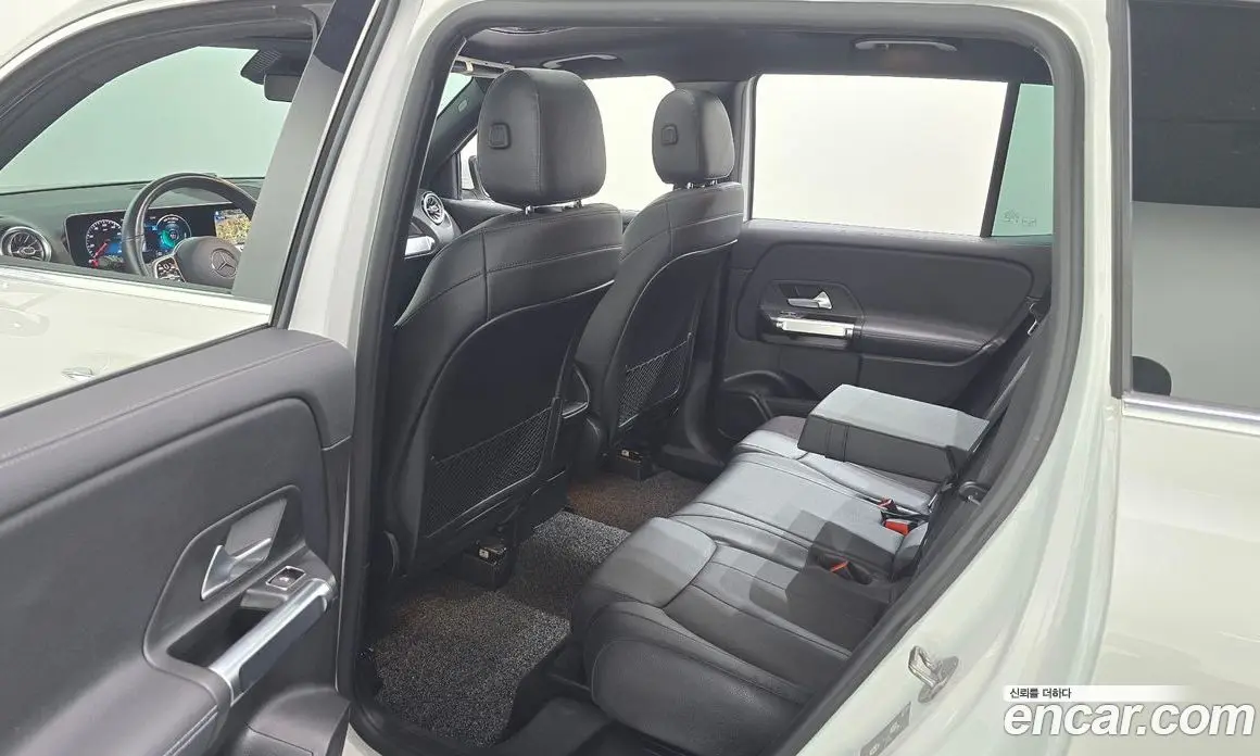 Mercedes-Benz GLB-Class 2020 2.0 автомат (гидро), фото 17