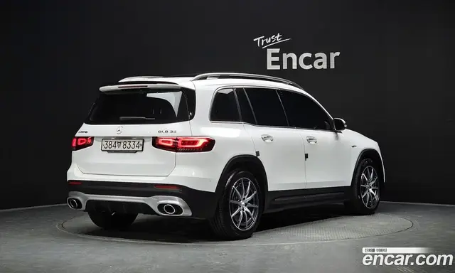 Mercedes-Benz GLB-Class 2022 2.0 автомат (гидро), миниатюра 1