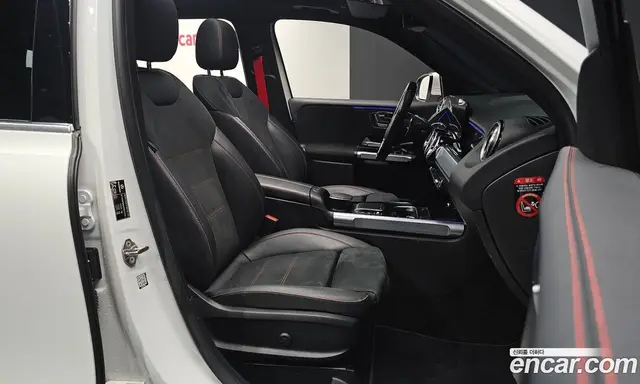 Mercedes-Benz GLB-Class 2022 2.0 автомат (гидро), миниатюра 12