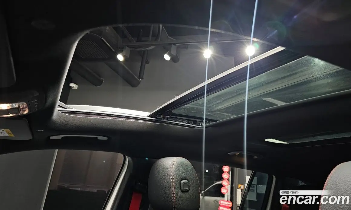 Mercedes-Benz GLB-Class 2022 2.0 автомат (гидро), фото 24