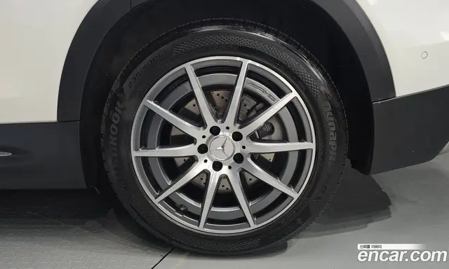 Mercedes-Benz GLB-Class 2022 2.0 автомат (гидро), миниатюра 6