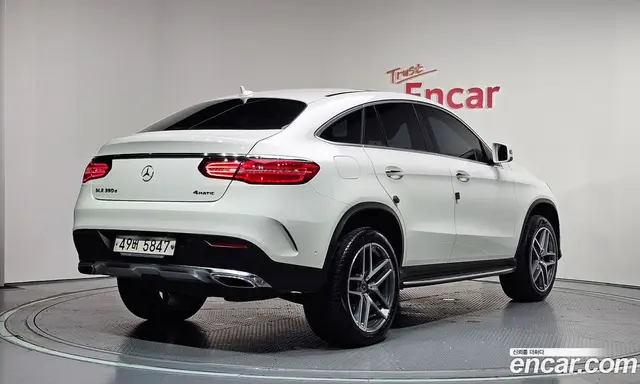 Mercedes-Benz GLE-Class 2018 3.0 автомат (гидро), миниатюра 2