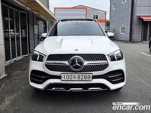 Mercedes-Benz GLE-Class 2020 3.0 автомат (гидро), миниатюра 2