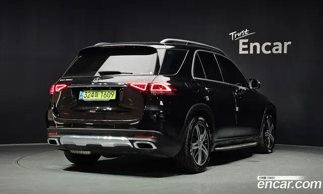 Mercedes-Benz GLE-Class 2020 1.9 автомат (гидро), миниатюра 2
