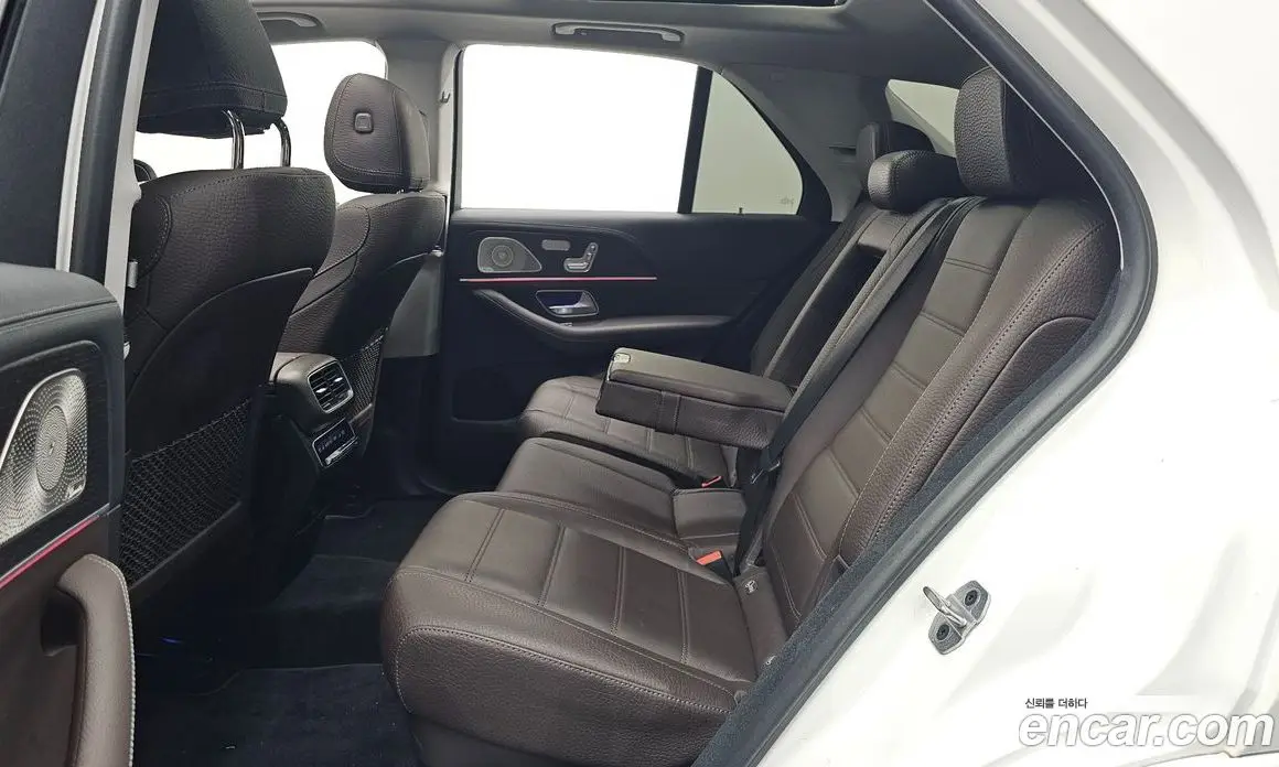 Mercedes-Benz GLE-Class 2023 3.0 автомат (гидро), фото 17