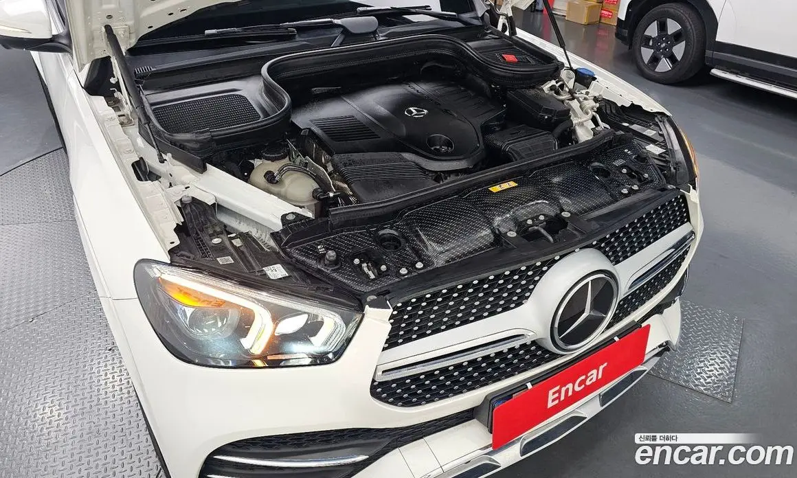 Mercedes-Benz GLE-Class 2023 3.0 автомат (гидро), фото 5