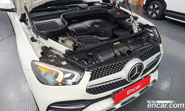 Mercedes-Benz GLE-Class 2023 3.0 автомат (гидро), миниатюра 5