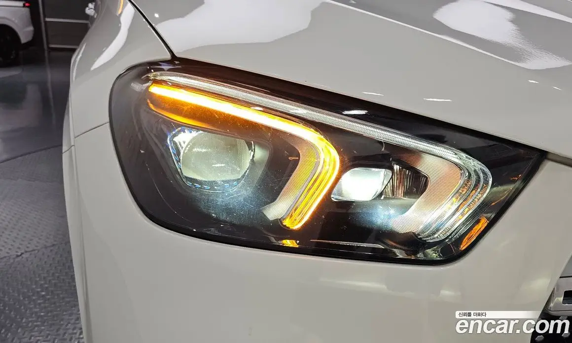 Mercedes-Benz GLE-Class 2023 3.0 автомат (гидро), фото 7