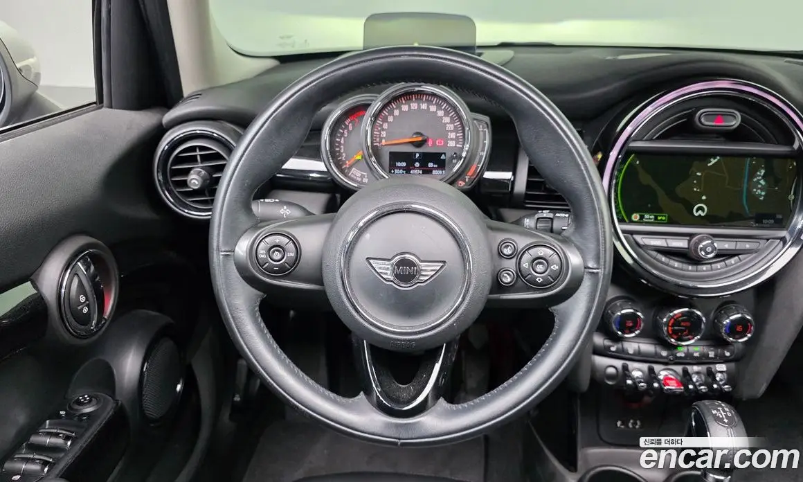 Mini Cooper 2017 1.5 автомат (гидро), фото 19