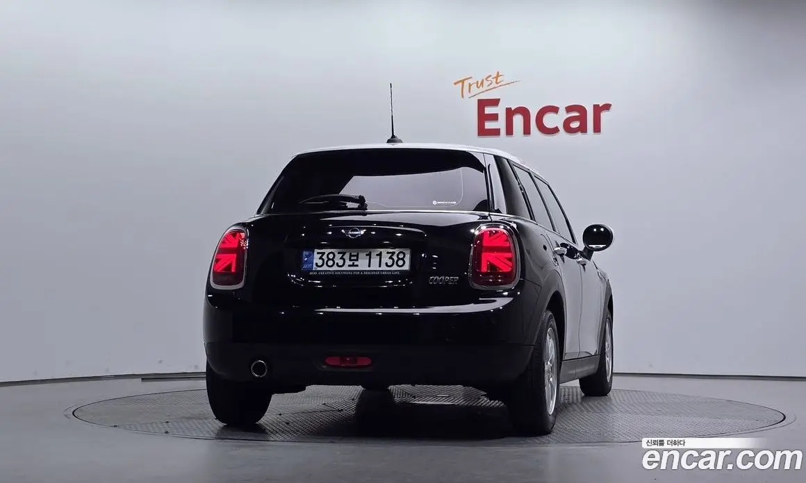 Mini Cooper 2021 1.5 автомат (гидро), фото 4