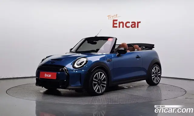 Mini Cooper Convertible 2024 2.0 автомат (гидро), миниатюра 1