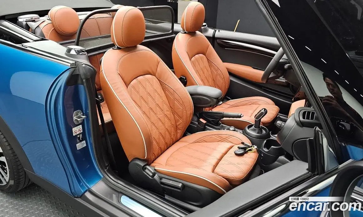 Mini Cooper Convertible 2024 2.0 автомат (гидро), фото 11