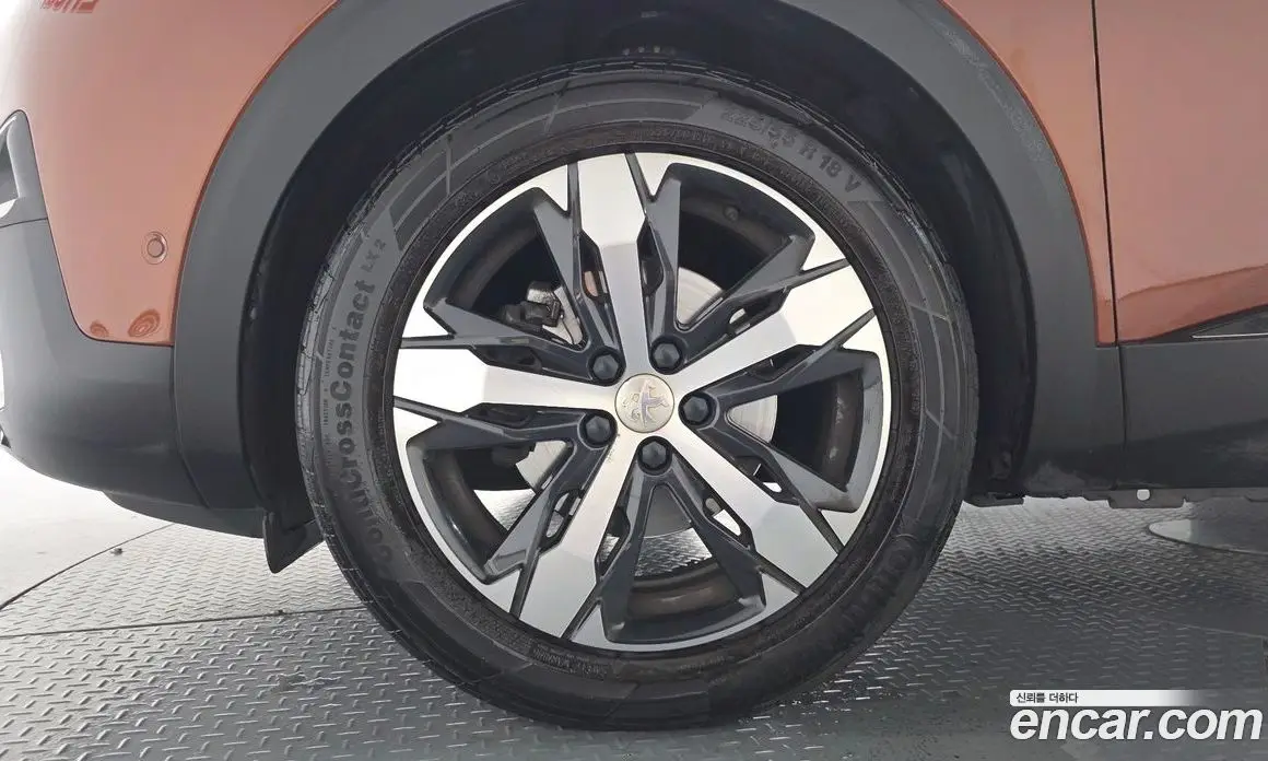 Peugeot 3008 2020 1.5 автомат (гидро), фото 4