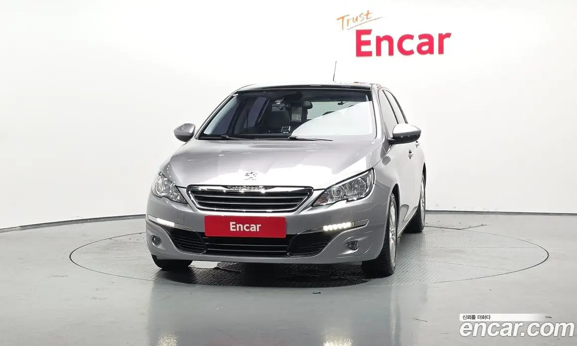 Peugeot 308 2016 1.6 автомат (гидро), фото 3