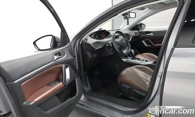 Peugeot 308 2016 1.6 автомат (гидро), миниатюра 10