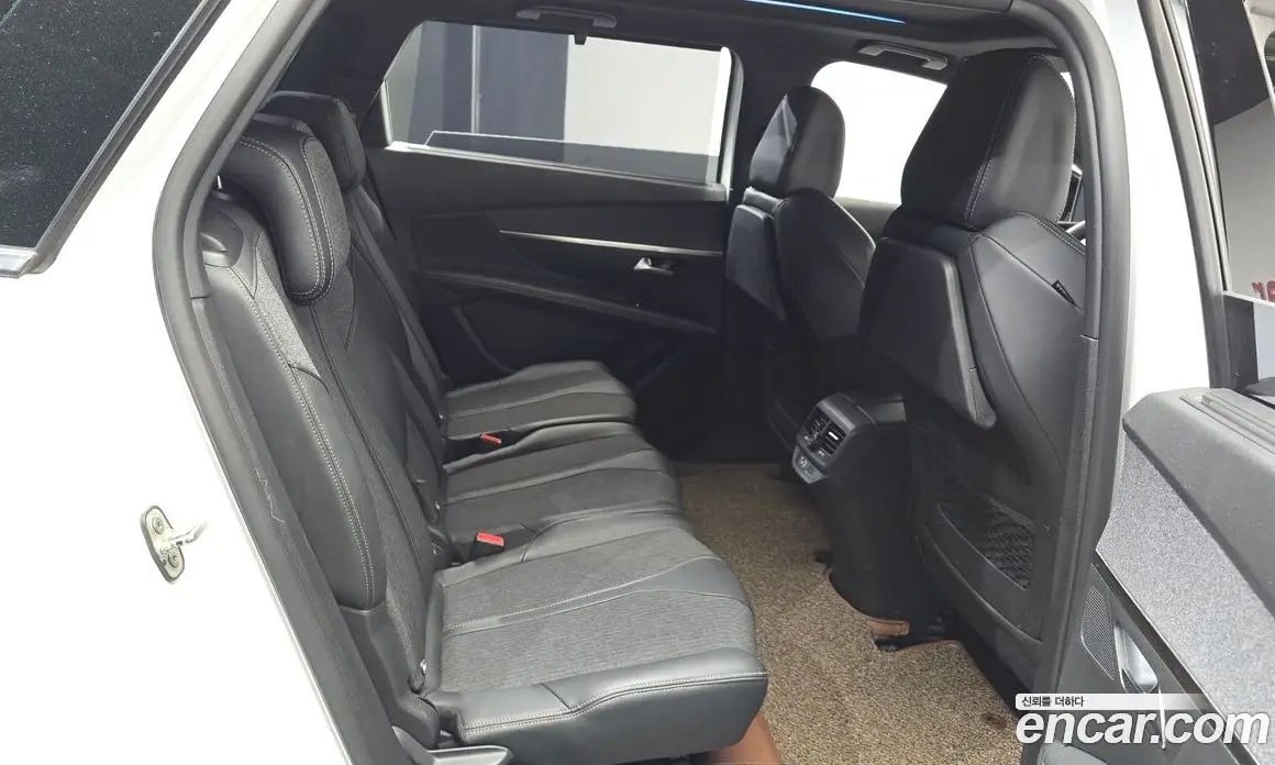Peugeot 5008 2020 1.5 автомат (гидро), фото 11