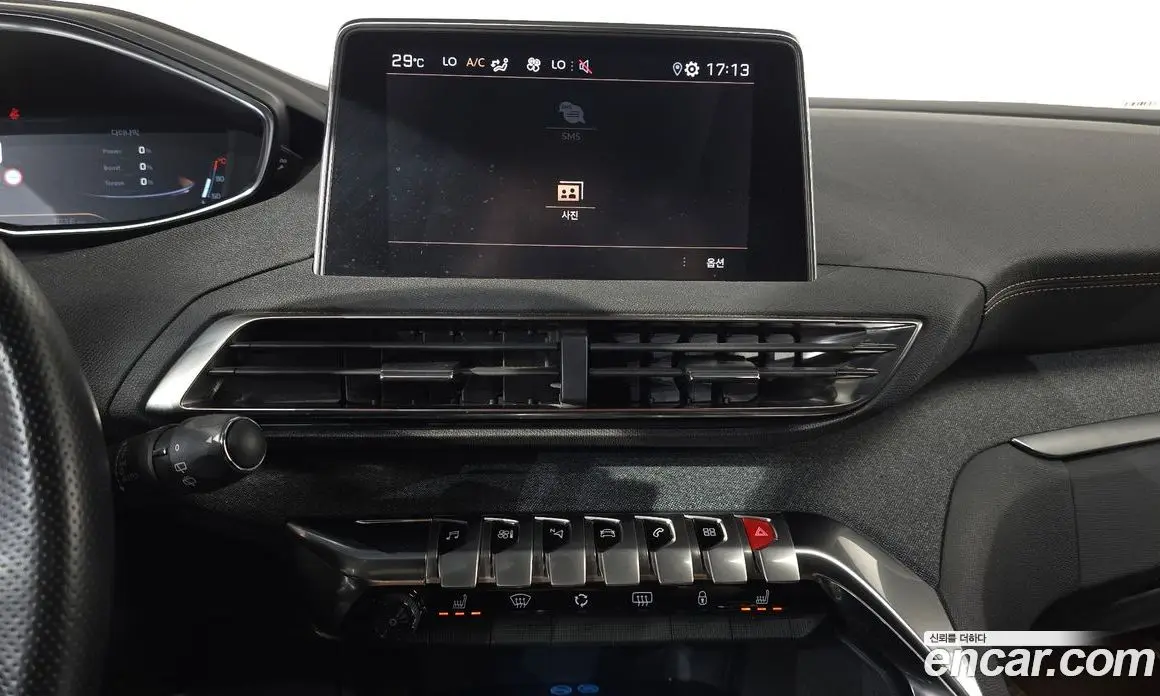 Peugeot 5008 2020 1.5 автомат (гидро), фото 12