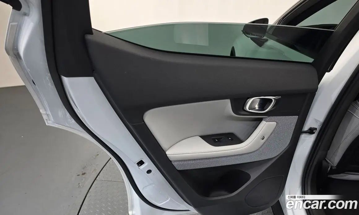 Polestar Polestar 2 2023 0.2 автомат (гидро), фото 15