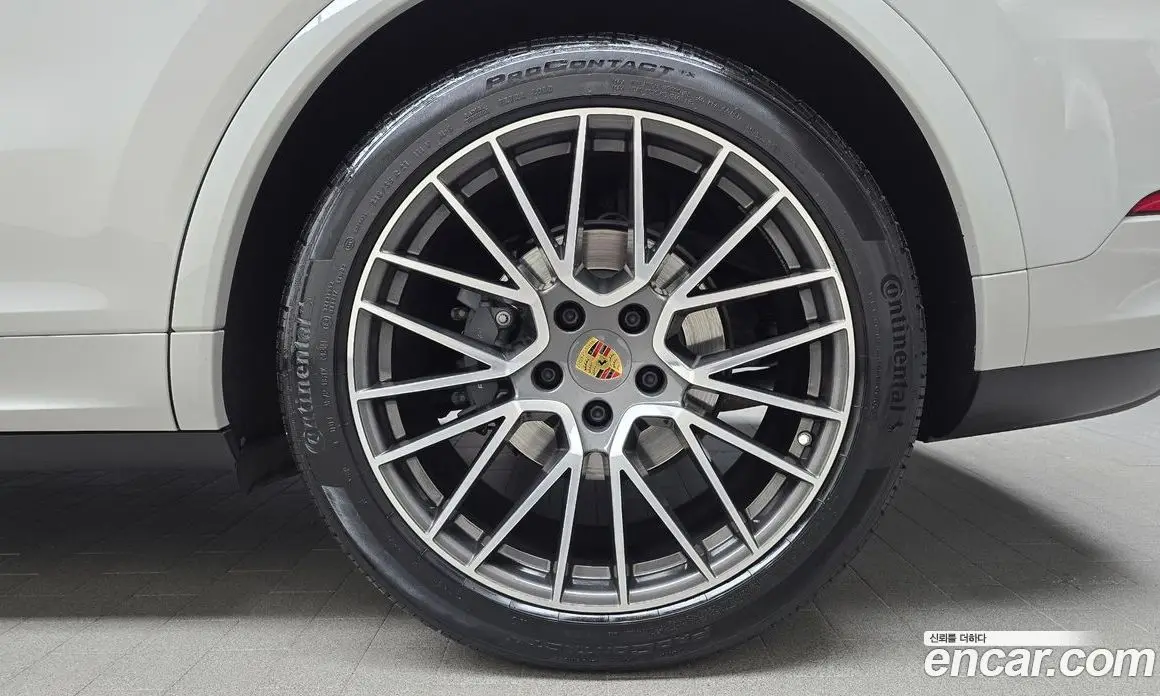 Porsche Cayenne 2022 3.0 автомат (гидро), фото 6
