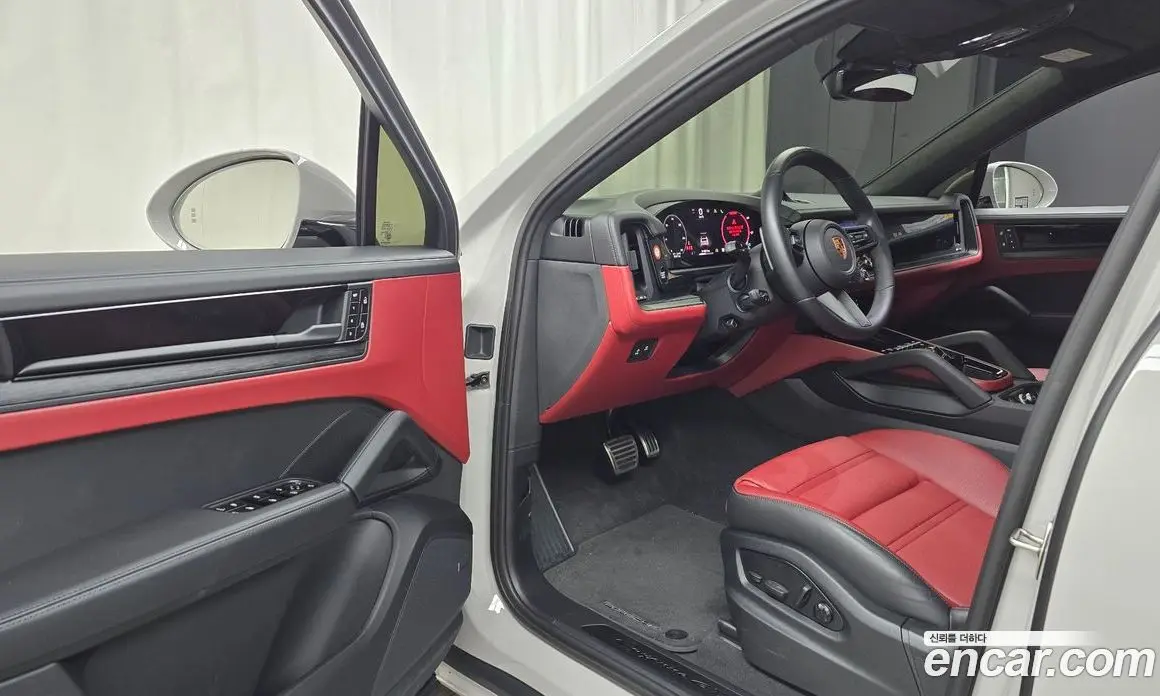 Porsche Cayenne 2025 4.0 автомат (гидро), фото 13