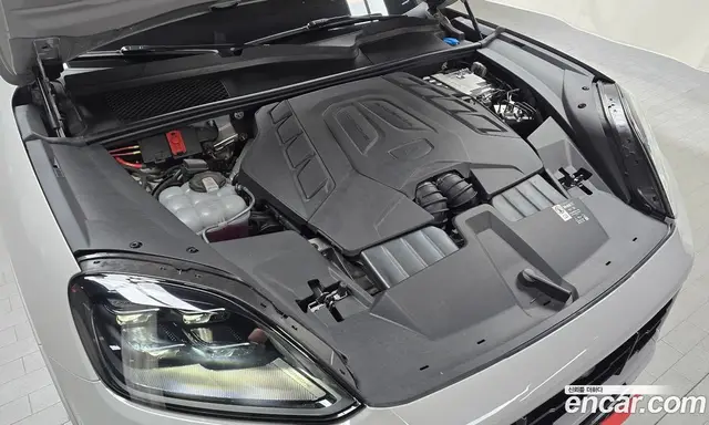 Porsche Cayenne 2025 4.0 автомат (гидро), миниатюра 6