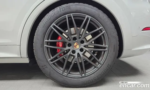 Porsche Cayenne 2025 4.0 автомат (гидро), миниатюра 7