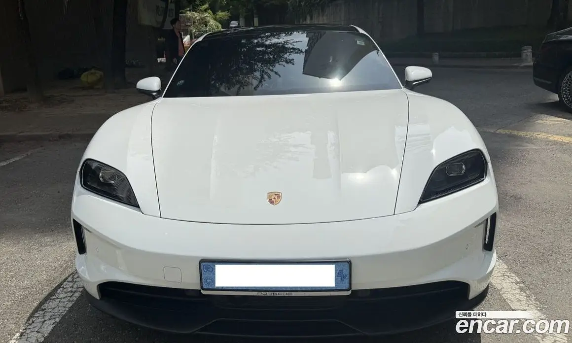 Porsche Taycan 2025 автомат (гидро), фото 3 Porsche Taycan 2025 автомат (гидро), фото 3