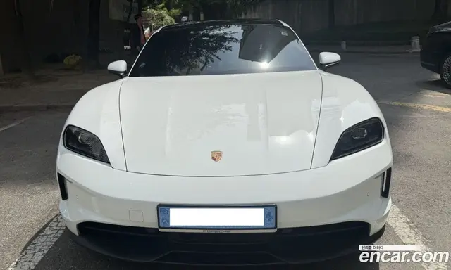 Porsche Taycan 2025 автомат (гидро), миниатюра 3 Porsche Taycan 2025 автомат (гидро), миниатюра 3
