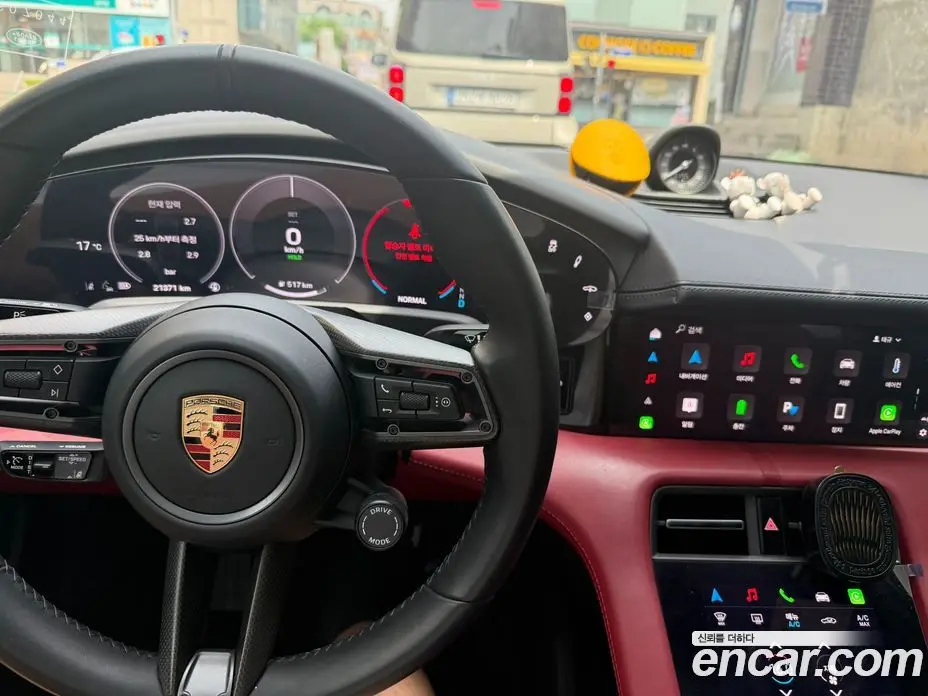 Porsche Taycan 2025 автомат (гидро), фото 8 Porsche Taycan 2025 автомат (гидро), фото 8