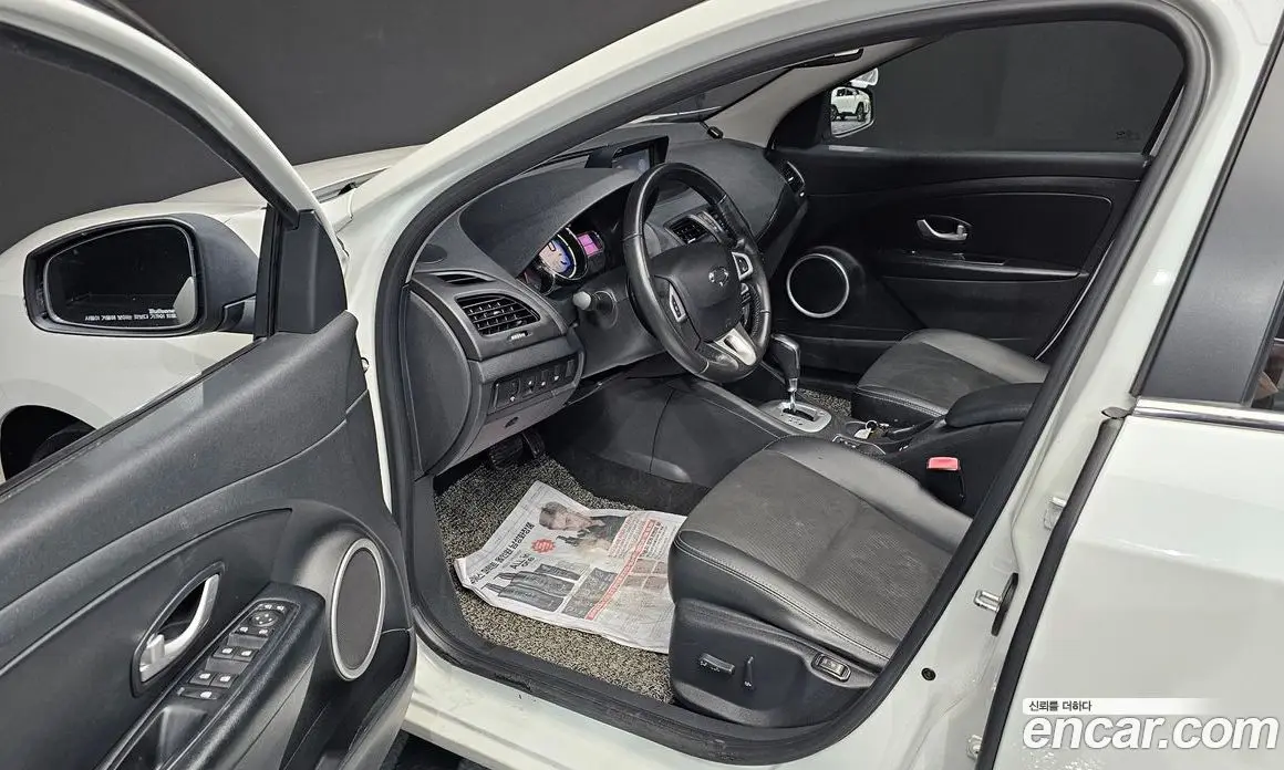 Renault (Samsung) SM3 2014 1.6 автомат (гидро), фото 10 Renault (Samsung) SM3 2014 1.6 автомат (гидро), фото 10