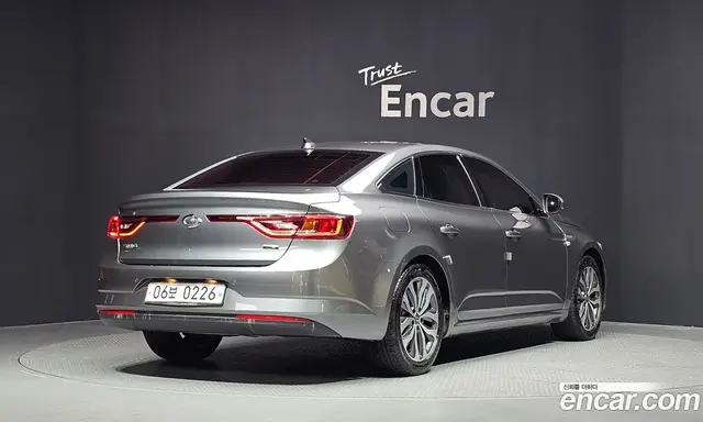 Renault (Samsung) SM6 2016 2.0 автомат (гидро), миниатюра 2