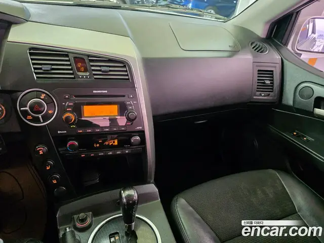 SsangYong Korando 2014 2.0 автомат (гидро), миниатюра 11