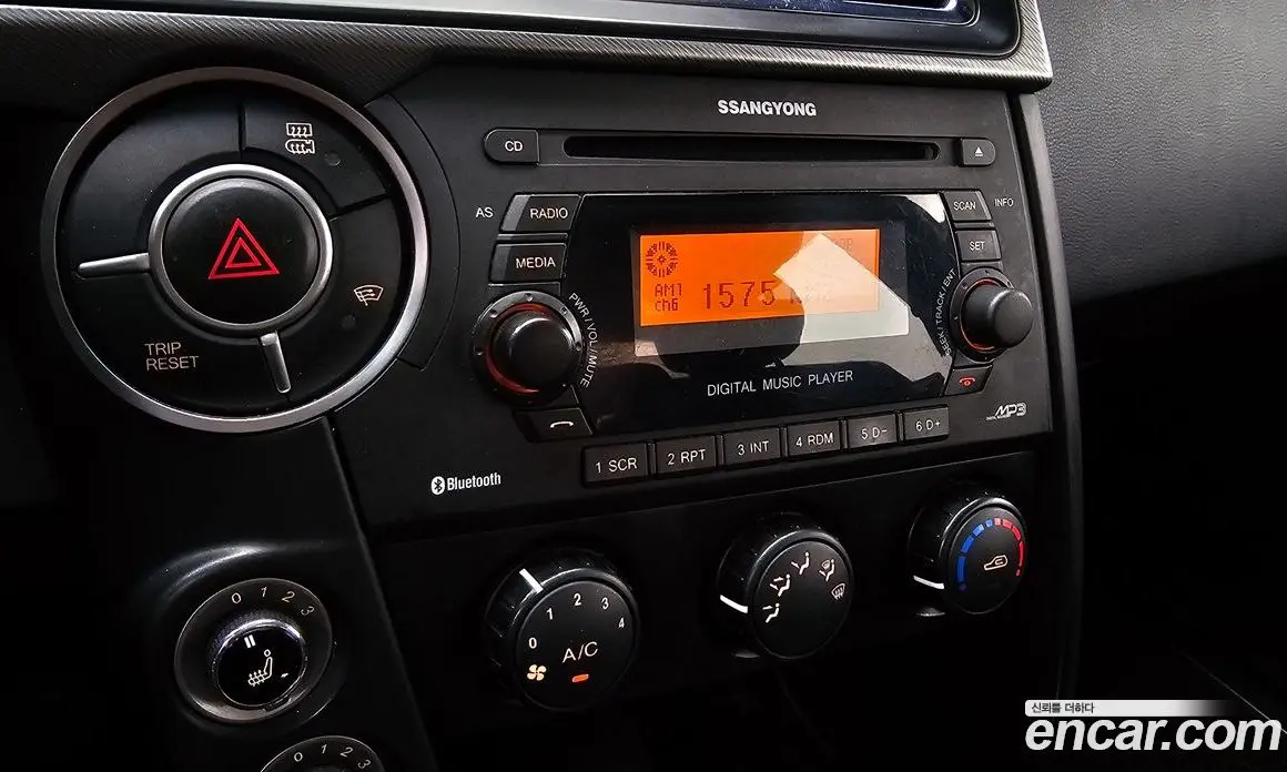 SsangYong Korando 2016 2.0 автомат (гидро), фото 14